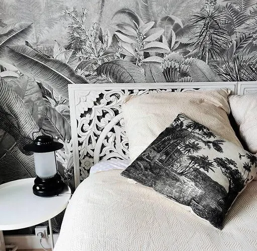 Mademoiselle De Champmesle * Rouen